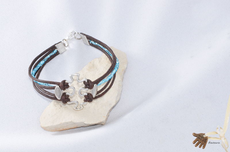 puzzel,Toho blue, silver end, bracelet,