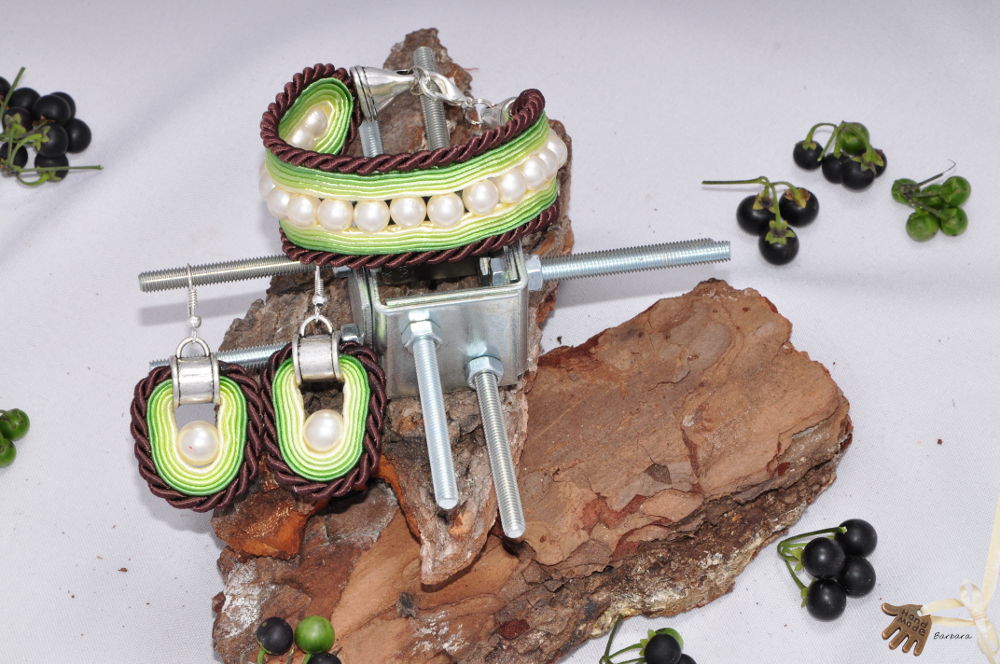 soutache, sutasz, karabińczyk, srebrne zapięcie bransoletki, biżuteria jewellery, pearls, perły,