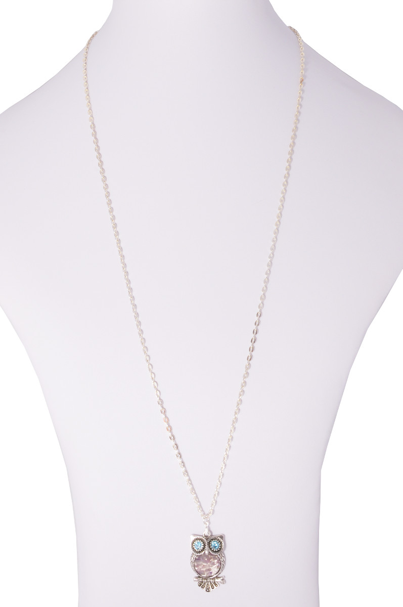 sowa,biżuteria,naszyjnik,żywica epoksydowa,fosforyty,Swarovski,kryształy Swarovski,owl,pendant,jewellery,resin