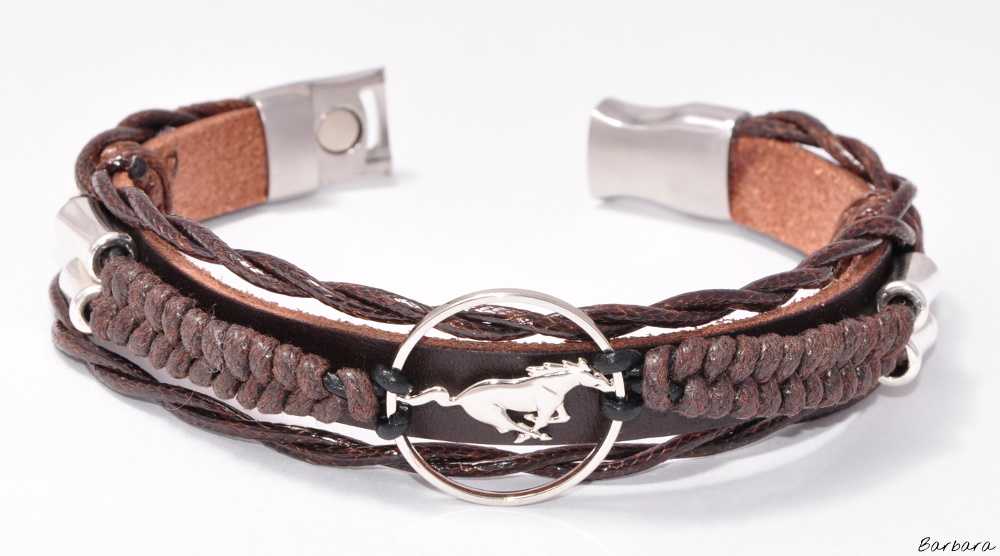Francja,mustang,bracelet,bransoletka męska,bransoletka z emblematem mustanga,mustang emblem,biżuteria męska,